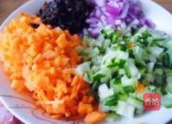 腊味什锦炒饭的做法图解3