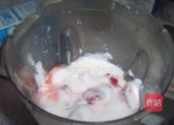 草莓果冻慕斯蛋糕的做法图解2