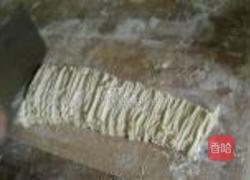 墨鱼韭菜面的做法图解10