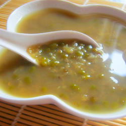 绿豆糖水的做法[图]