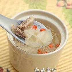 银耳雪梨炖瘦肉的做法[图]