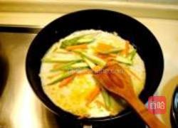 绿酱虾球螺丝面的做法图解11