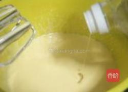 红茶奶油蛋糕卷的做法图解7