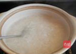 蚕豆花鸡蛋粥的做法图解7