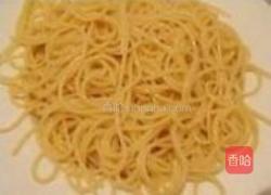 茄汁肉酱面的做法图解1