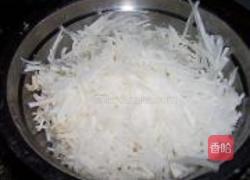 萝卜丝猪肉馅饼的做法图解2