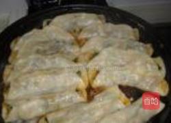 蒲公英肉锅贴的做法图解10