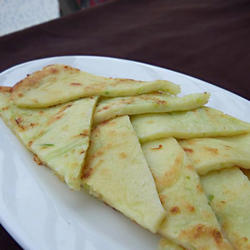 蛋香青瓜饼的做法[图]