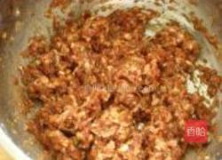 西芹猪肉紫米水饺的做法图解4