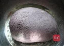 西芹猪肉紫米水饺的做法图解9