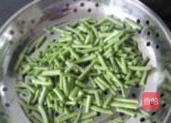 豆角焖面的做法图解2