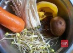 肉末炸酱面的做法图解1