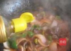 洋葱鸡胗意面的做法图解6