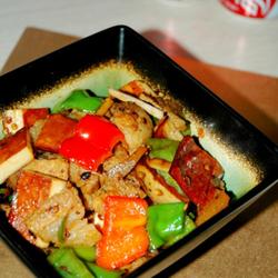 香干回锅肉的做法[图]