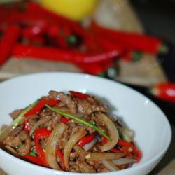 洋葱牛肉丝的做法[图]