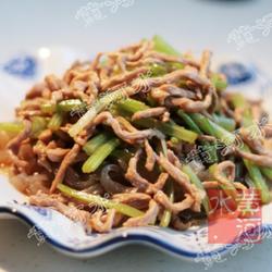 炒肉丝带底的做法[图]