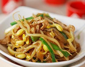 黄豆芽炒粉条