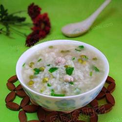 鸡粒青菜绿豆粥的做法[图]