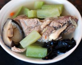 大棒骨炖萝卜[图]