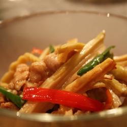笋干煸肉丝的做法[图]