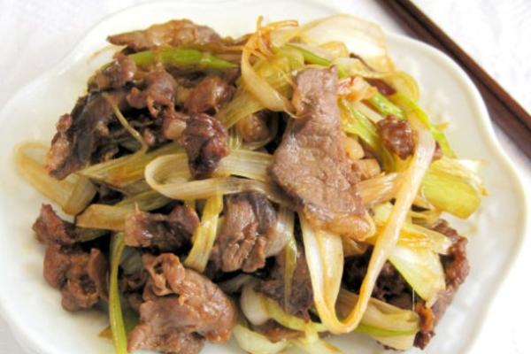 葱爆羊肉