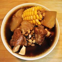 葫芦玉米排骨汤的做法[图]
