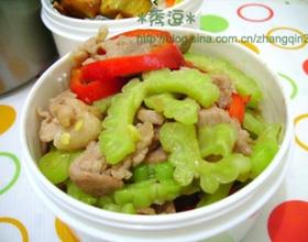 苦瓜炒肉片[图]