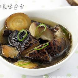 白芷炖香菇的做法[图]