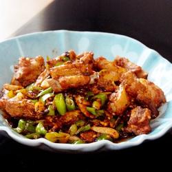老干妈烧排骨的做法[图]