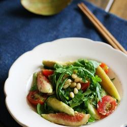 牛油果蔬菜沙拉的做法[图]