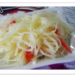 炝拌酸辣土豆丝的做法[图]
