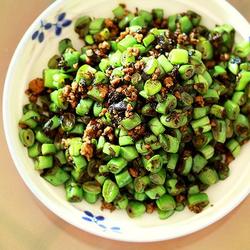 肉沫芽菜炒四季豆的做法[图]