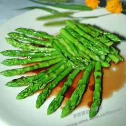 蚝油芦笋的做法[图]