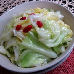 腐乳汁炝莲花白的做法[图]