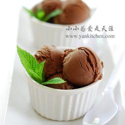 巧克力冰激凌的做法[图]