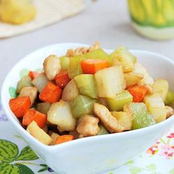 田园莲藕鸡丁的做法[图]