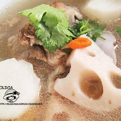 山药莲藕煲骨汤的做法[图]