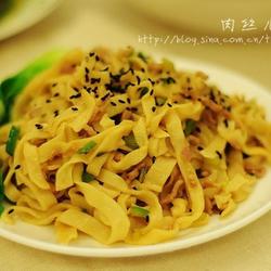 肉丝儿炒面的做法[图]