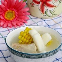 山药玉米筒骨汤的做法[图]