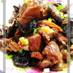 香菇烧排骨的做法[图]