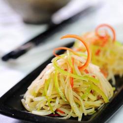 酸辣脆溜土豆丝的做法[图]