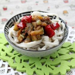杂蔬肉酱干拌面的做法[图]