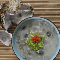 皮蛋瘦肉生蚝粥的做法[图]