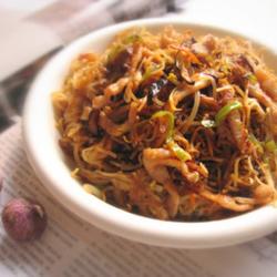 肉丝炒面的做法[图]