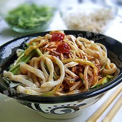 鸡丝凉面的做法[图]