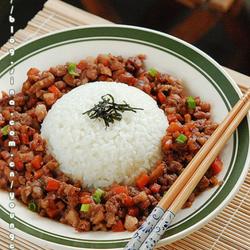 招牌沙茶卤肉饭的做法[图]