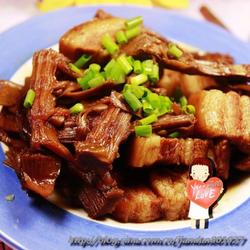 咸笋熇肉的做法[图]