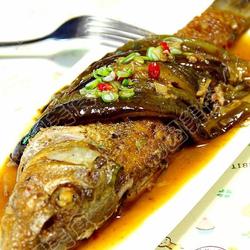 蒜酱长茄烧江鱼的做法[图]