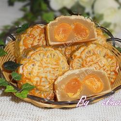 双黄莲蓉月饼的做法[图]