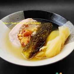 咸菜苦瓜煲五花肉的做法[图]